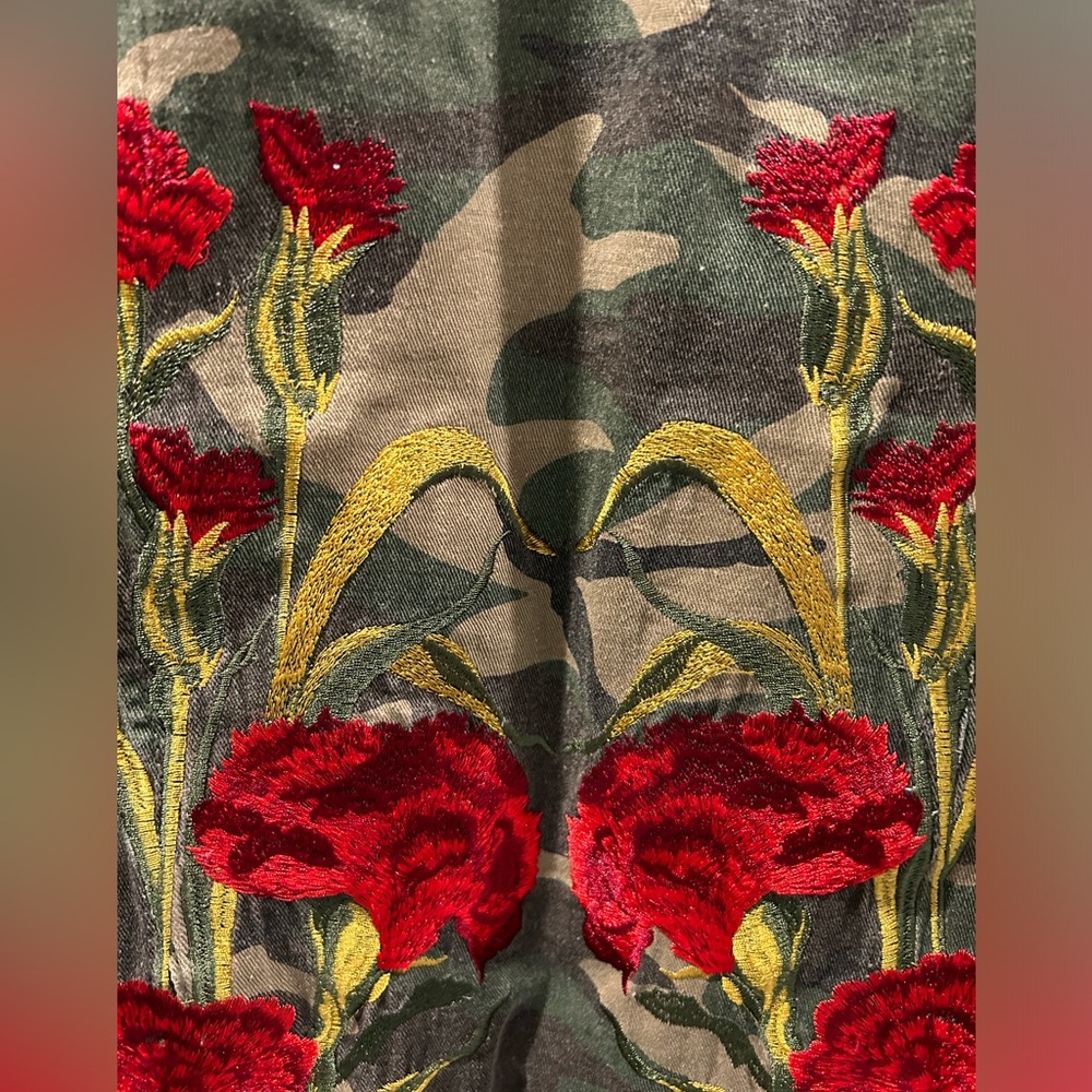 Embroidered Camouflage Jacket - Picture 3 of 5